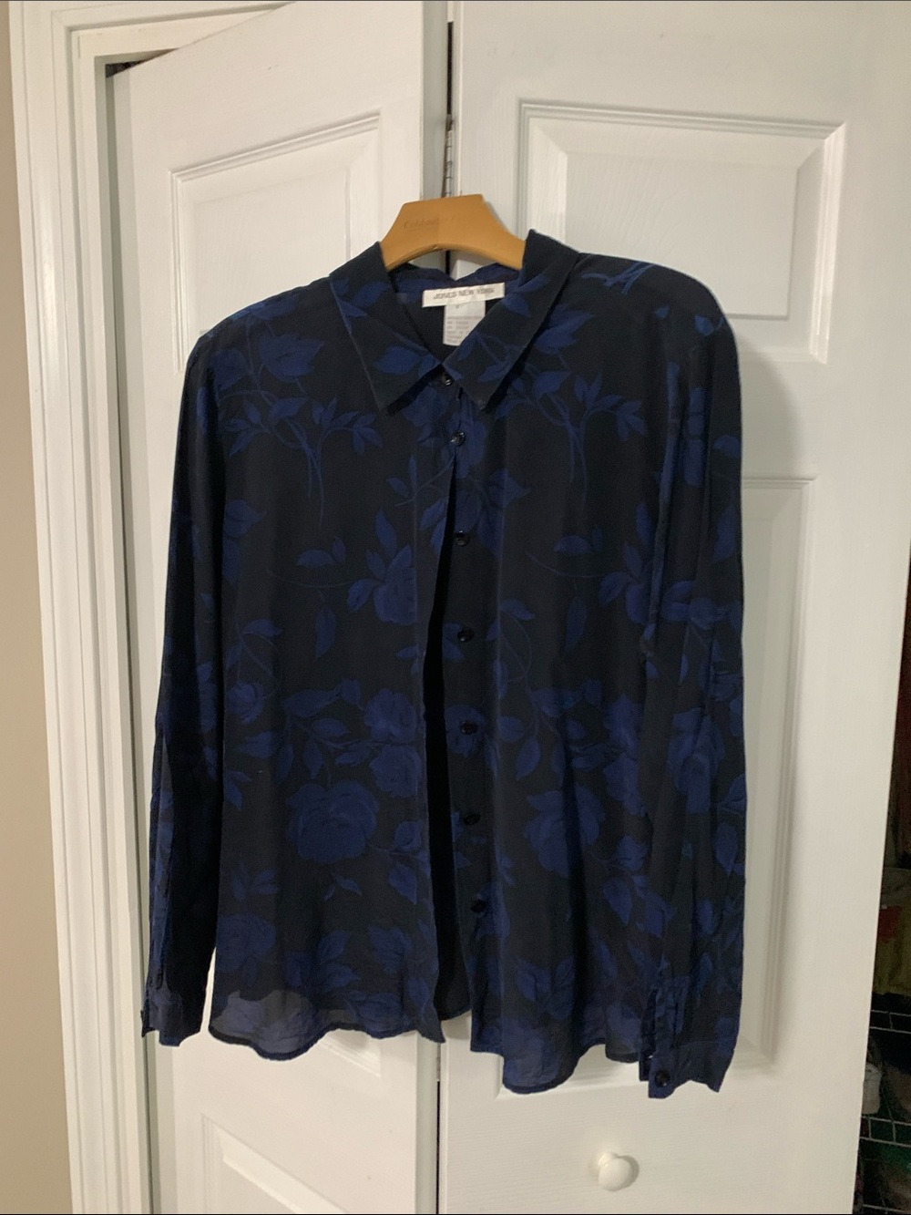 Jones New York Silk Black and Blue Floral Button-Front Blouse